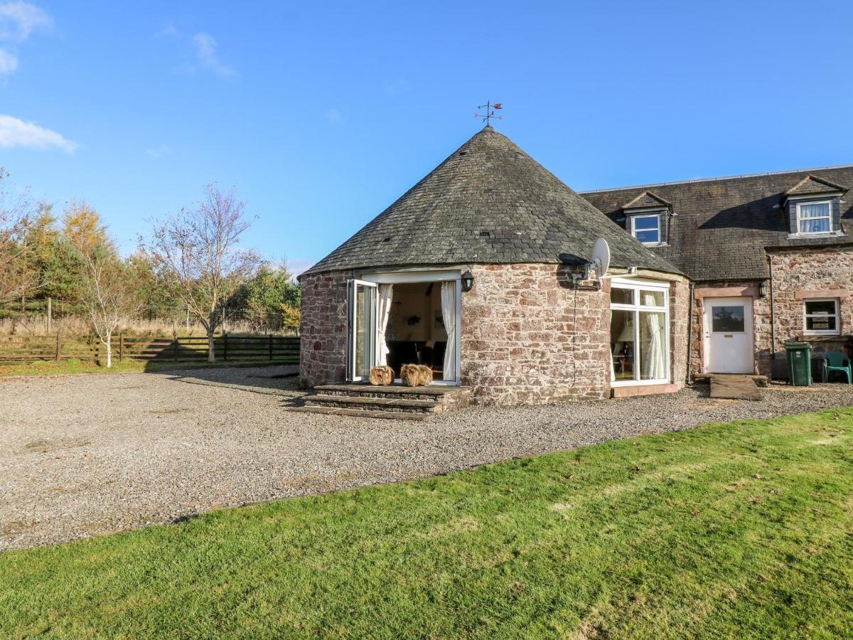 The Roundhouse Vila Auchterarder Exterior foto